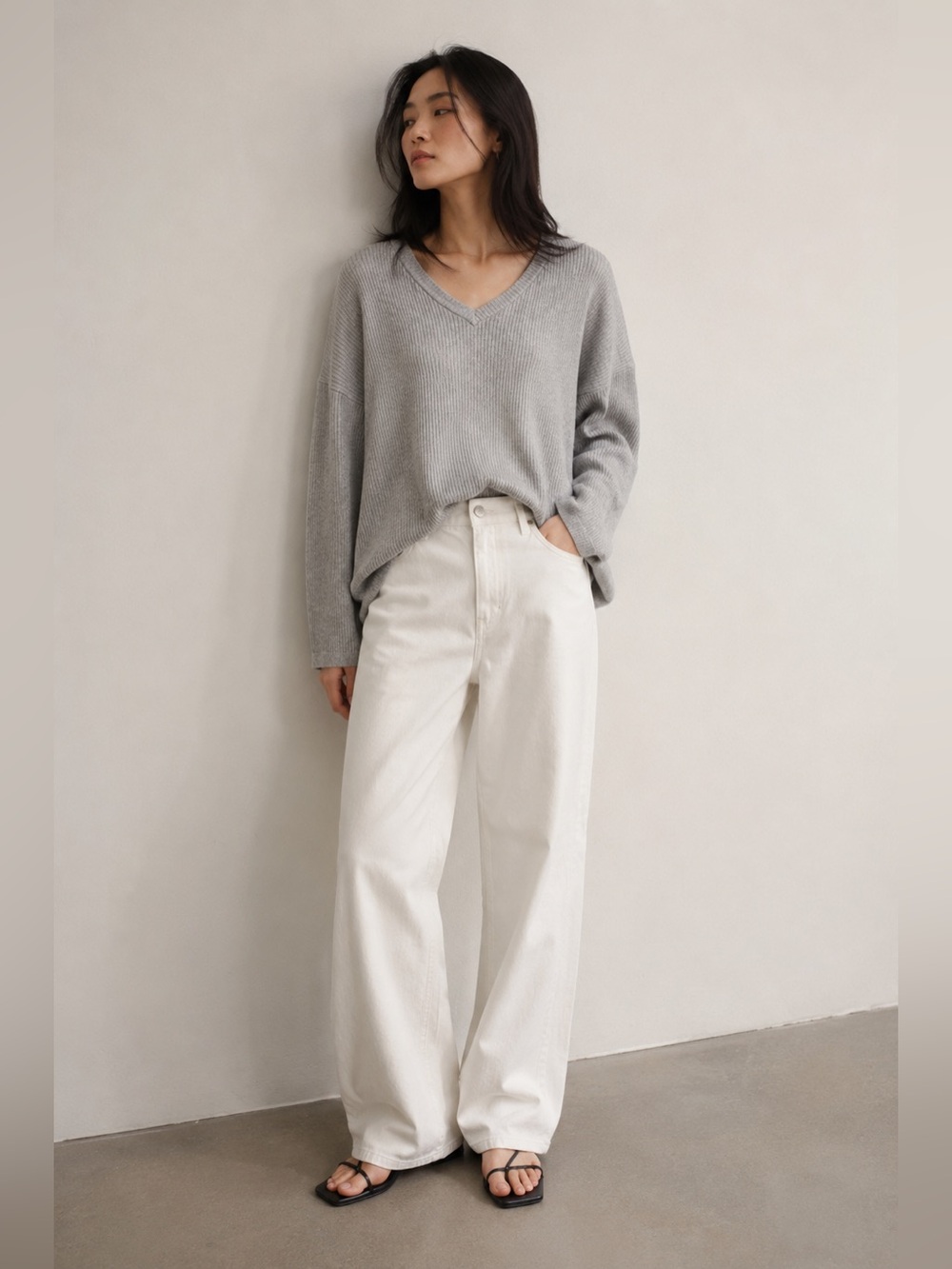 ELLE Ribbed V-Neck Sweater – Grey – XL